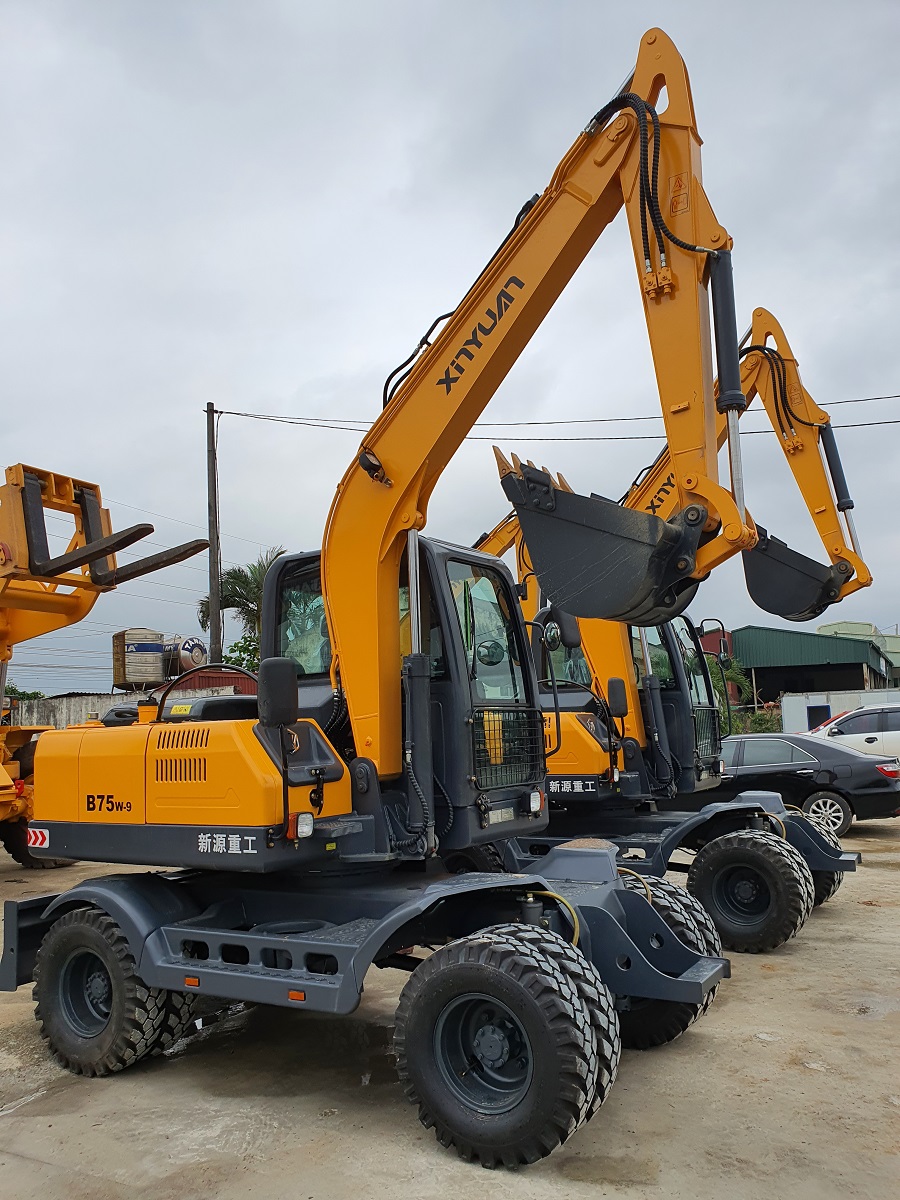 Xúc Đào Bánh Lốp TQ Mới Hàng Chính Hãng Giá Tốt