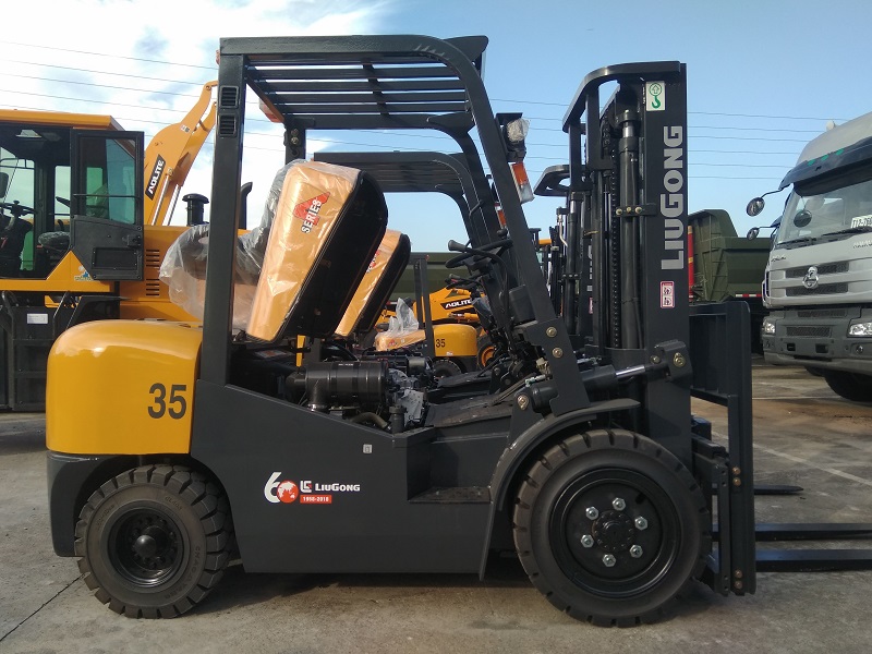 Xe nâng dầu Liugong CPCD35 - 3.5 tấn