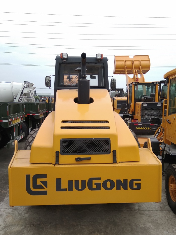 Xe lu rung LiuGong CLG6114 - SP bán chạy nhất !