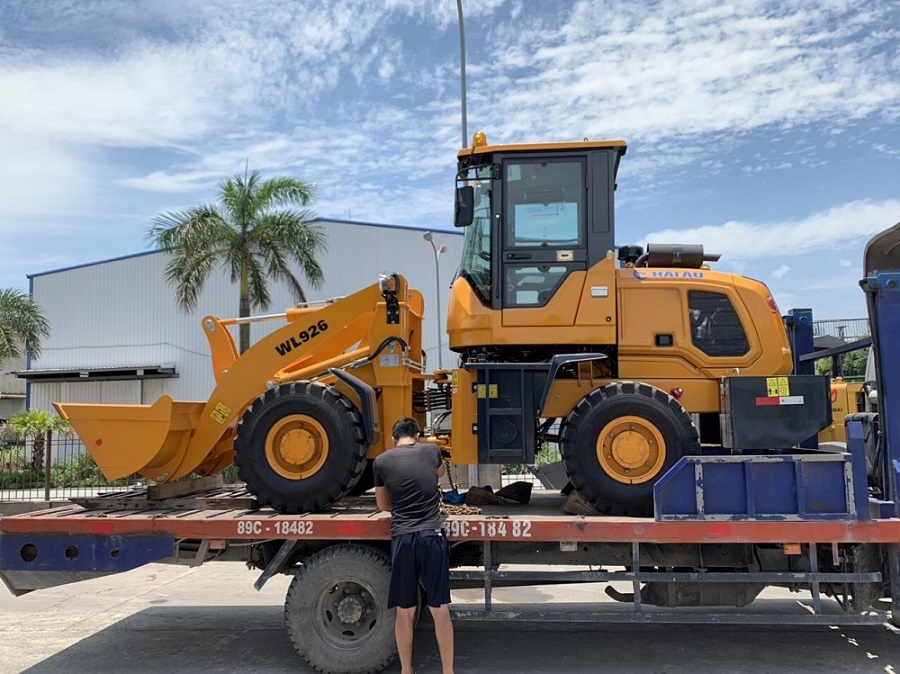 Máy xúc lật LaiGong WL926T gầu 0.8m3 ( Khối ) mới 100%