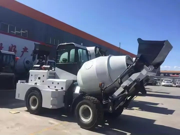 Xe bồn tự nạp Laigong Công ty Hải Âu