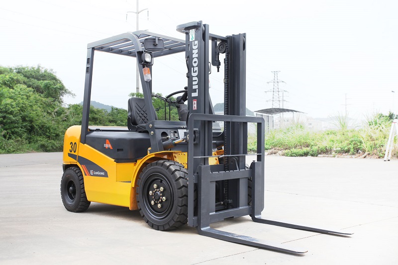 Xe nâng dầu Liugong CPCD30 - nâng 3 tấn