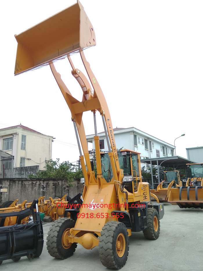 Máy xúc lật LaiGong ZL15LA cần dài 4.5m xúc nông sản