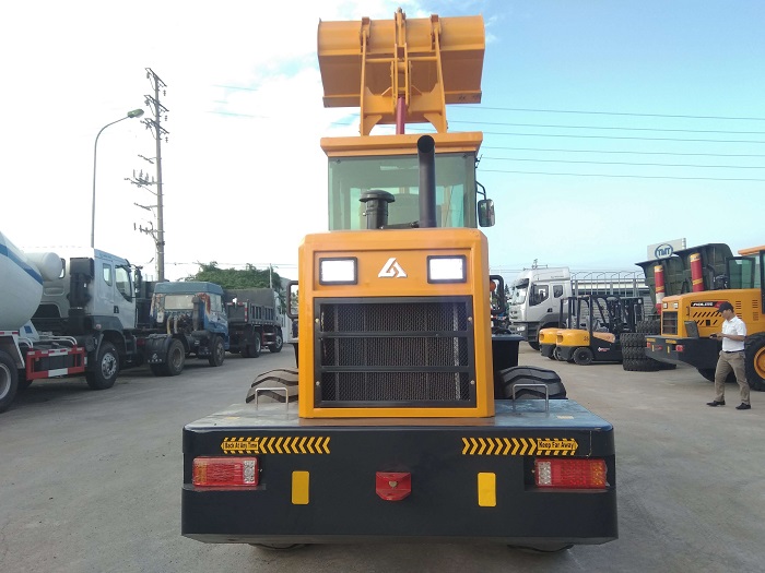 Xe máy xúc lật cần dài 4.8m Aolite 936LA