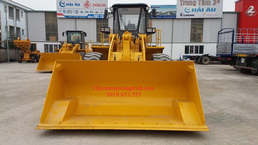 xúc lật Liugong ZL50CN - 2 tầng đổ cao 4.5m