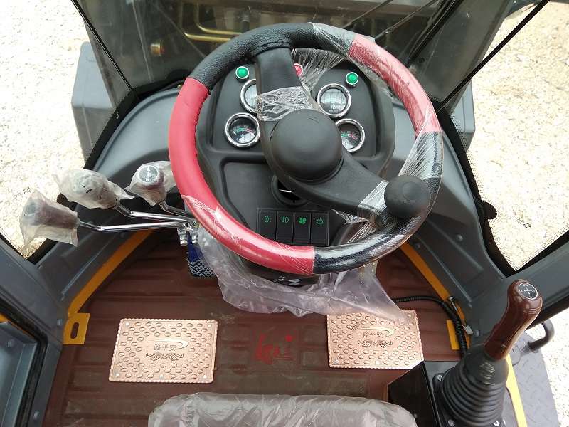 Máy xúc lật LaiGongZL18 gầu 1m3 - xúc lật nhỏ