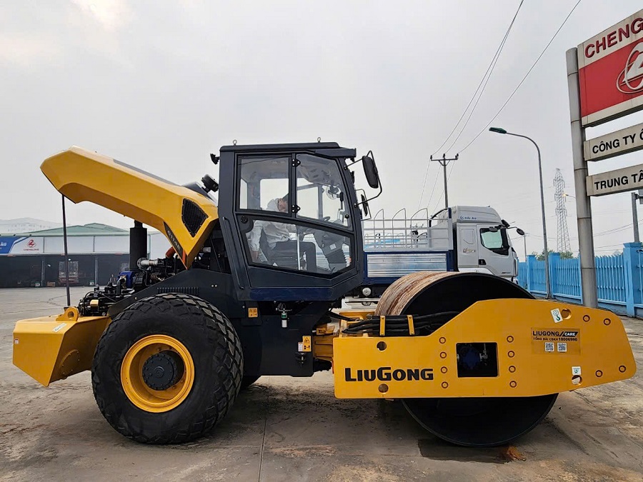 Xe Lu Rung LiuGong 1 Cầu CLG6114E - Hiệu Suất Vượt Trội Cho Công Trình